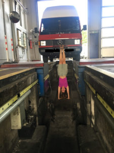 MB 100, Mercedes Benz, Camper van, Portugal, Trip, Vanlife, Yoga, Yoga -Trip, Abendteuer, Mediation, on the road, Portugal, Atem, Atemtherapie, Bewusstsein, wild, frei, Elisabeth Althoff, Köln